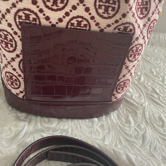NWT Tory Burch Bucket  Bag - Picture 6 of 12